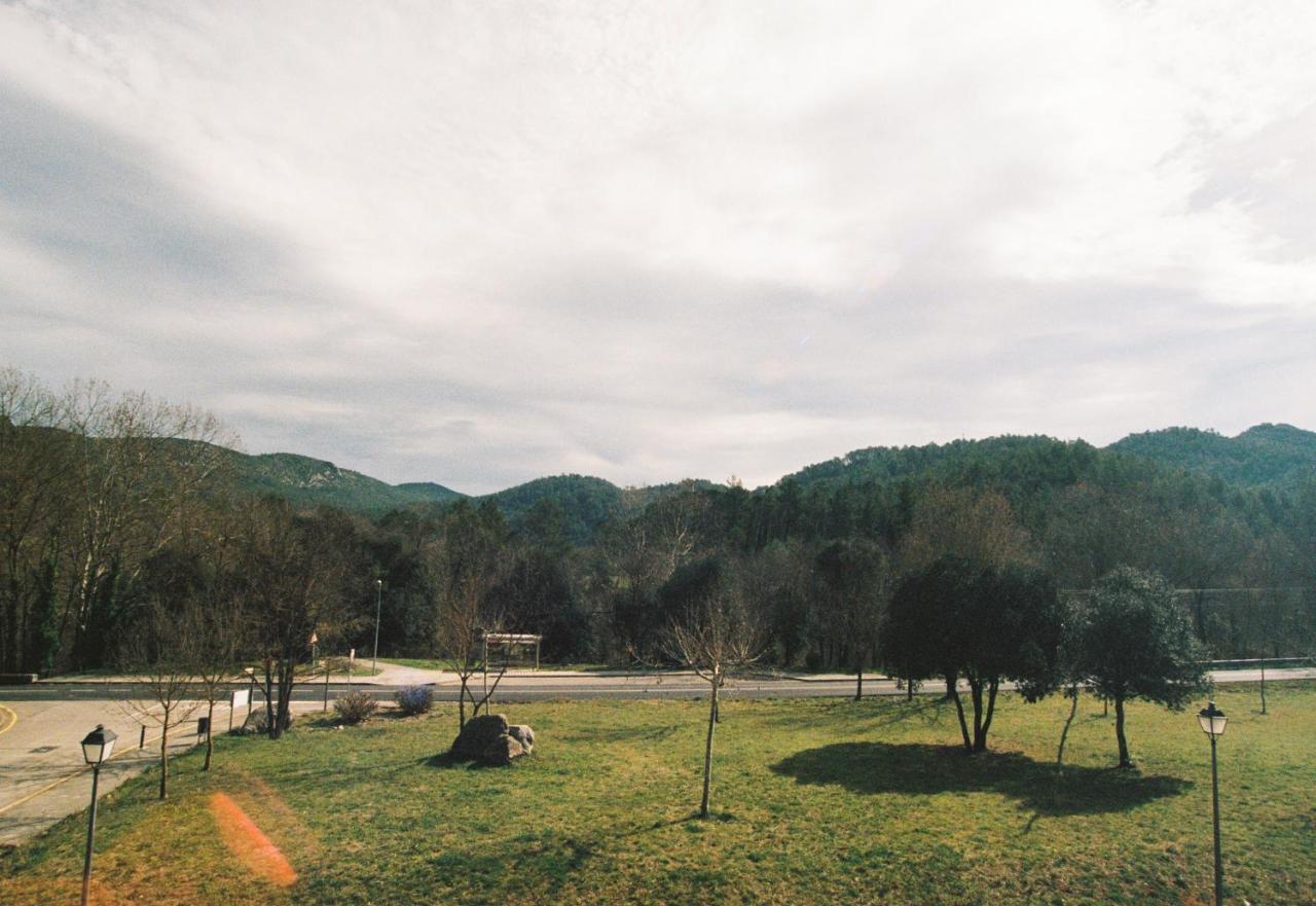 Hostal De L'Aigua Sant Llorenc de la Muga Luaran gambar