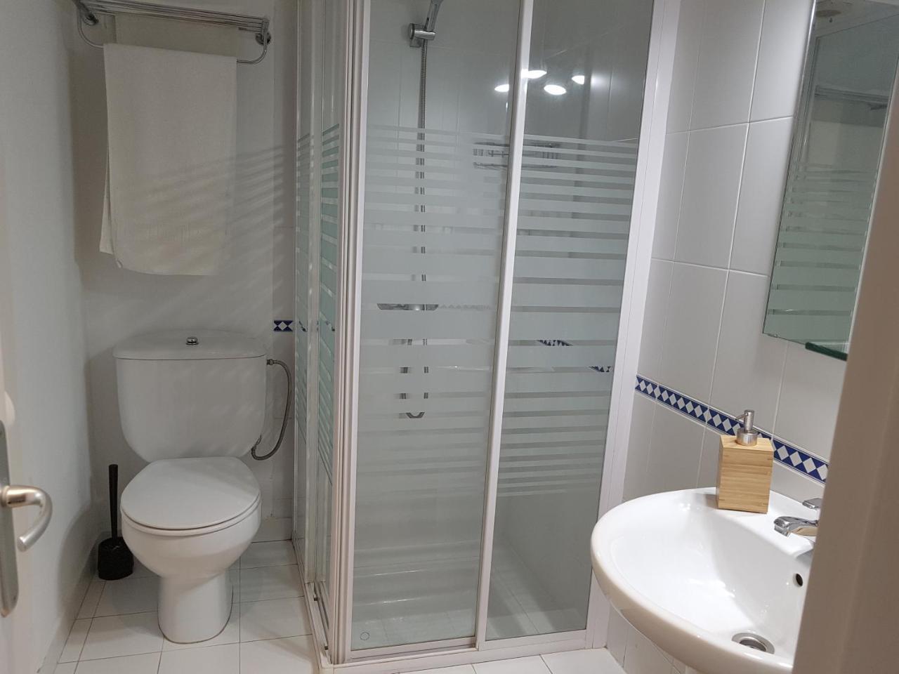 Hostal De L'Aigua Sant Llorenc de la Muga Luaran gambar
