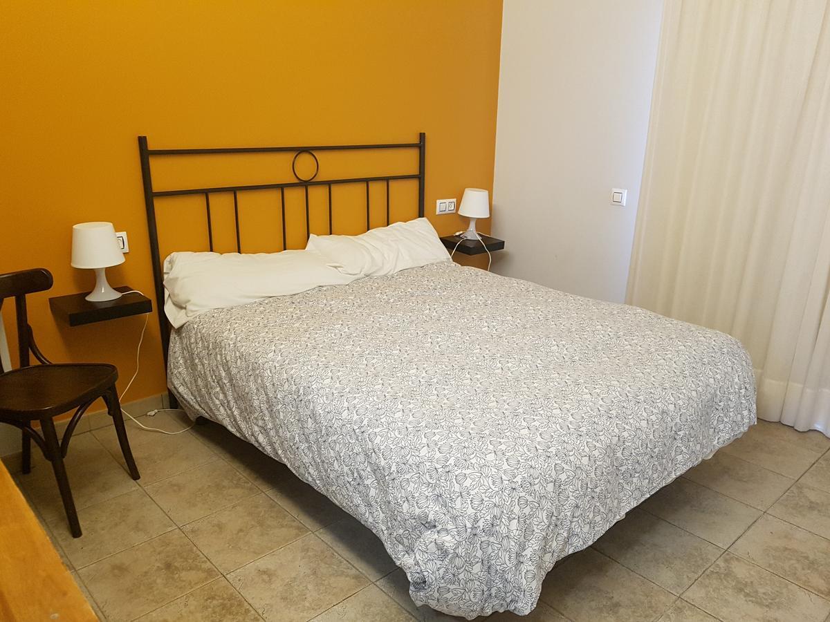 Hostal De L'Aigua Sant Llorenc de la Muga Luaran gambar